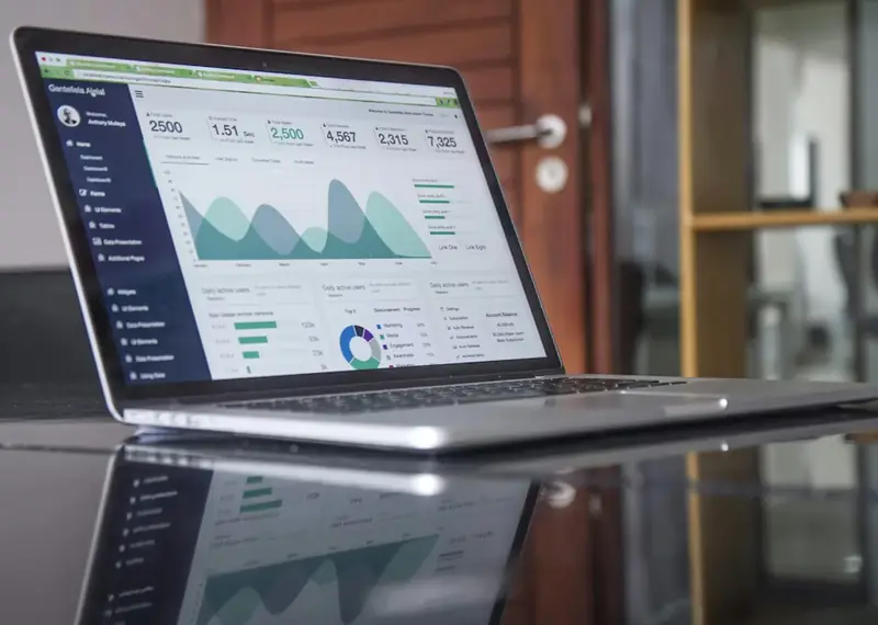 Site web vitrine d'entreprise sur ordinateur